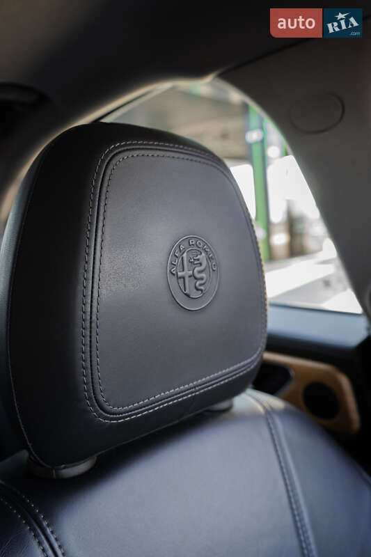 Седан Alfa Romeo Giulia 2016 в Львові