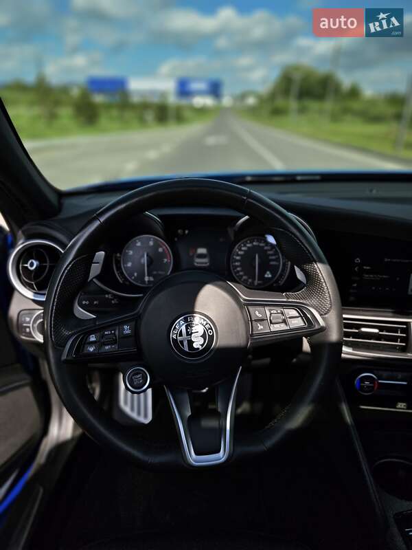 Седан Alfa Romeo Giulia 2021 в Рівному