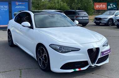 Седан Alfa Romeo Giulia 2018 в 