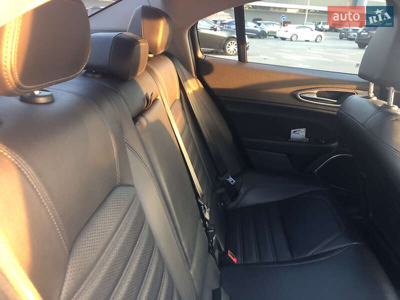 Седан Alfa Romeo Giulia 2017 в Киеве