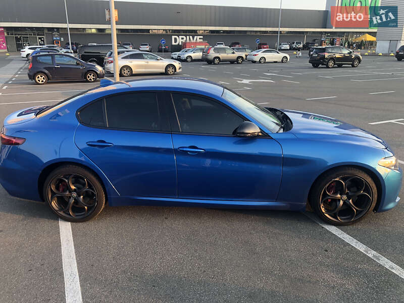 Седан Alfa Romeo Giulia 2017 в Киеве