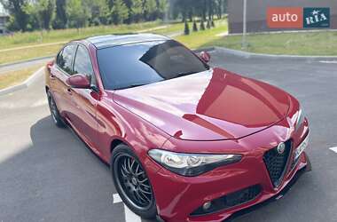 Седан Alfa Romeo Giulia 2017 в Киеве