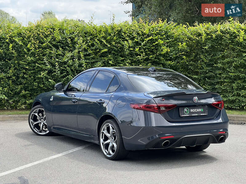 Седан Alfa Romeo Giulia 2018 в Києві