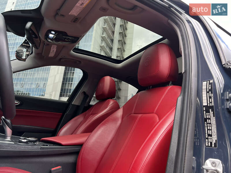 Седан Alfa Romeo Giulia 2018 в Києві