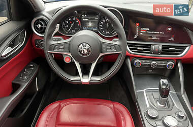 Седан Alfa Romeo Giulia 2018 в 