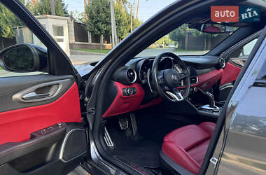 Седан Alfa Romeo Giulia 2020 в 