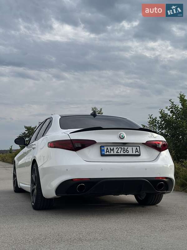 Седан Alfa Romeo Giulia 2017 в Коростене
