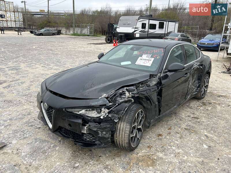 Седан Alfa Romeo Giulia 2018 в Киеве