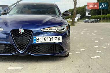 Седан Alfa Romeo Giulia 2017 в Львове