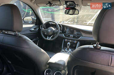 Седан Alfa Romeo Giulia 2020 в 