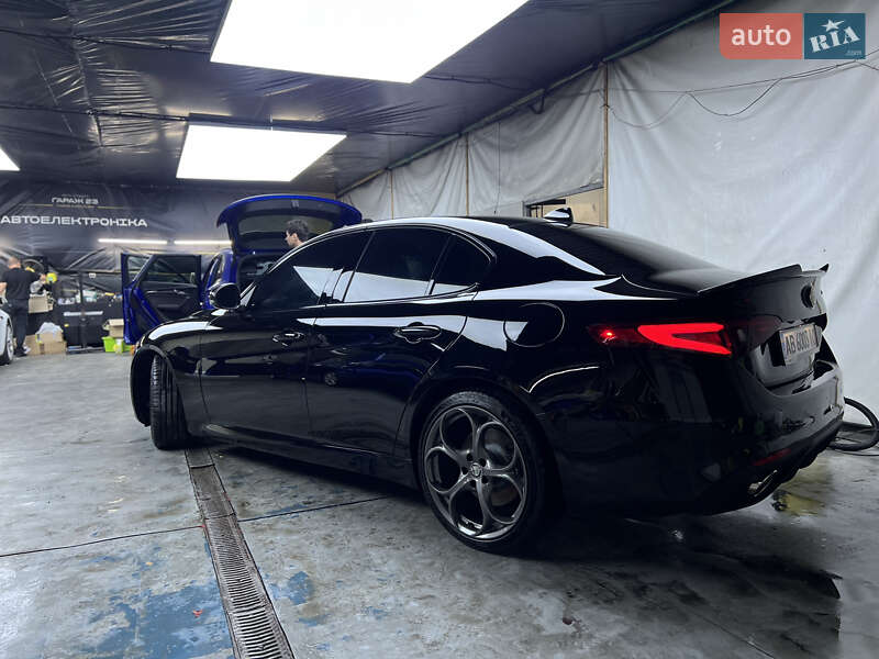 Седан Alfa Romeo Giulia 2018 в Львові