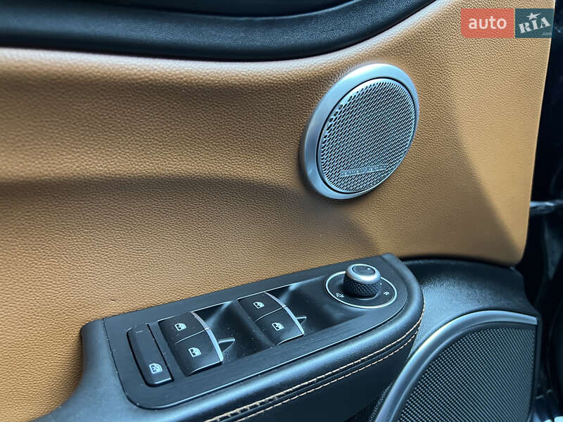 Седан Alfa Romeo Giulia 2018 в Львові