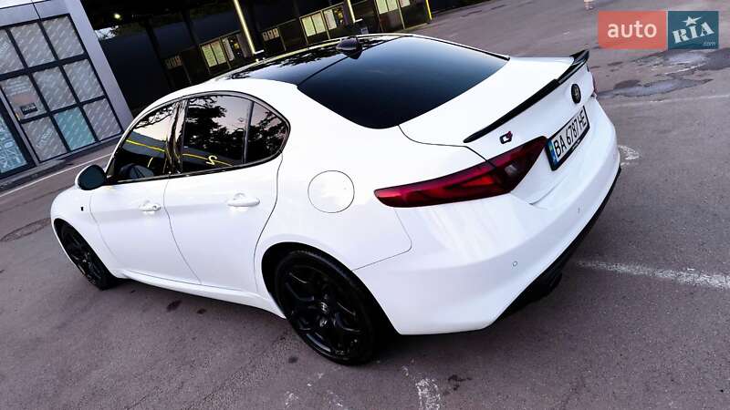 Седан Alfa Romeo Giulia 2022 в Кропивницком