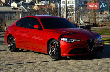 Седан Alfa Romeo Giulia 2016 в Києві