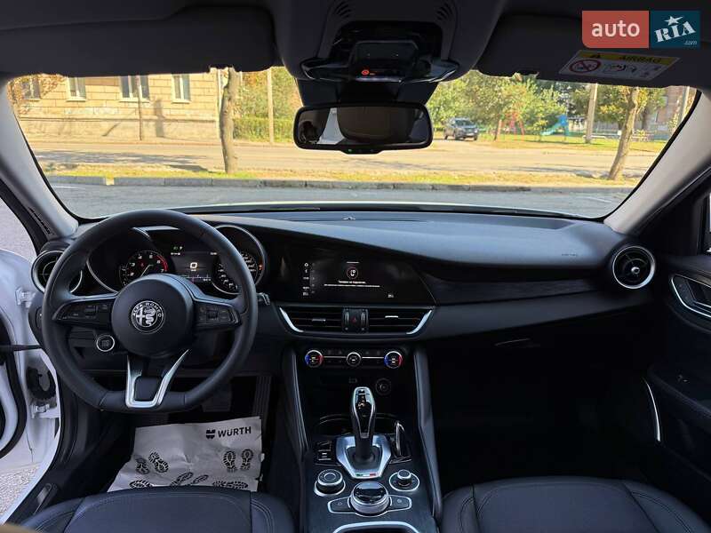 Седан Alfa Romeo Giulia 2021 в Харькове