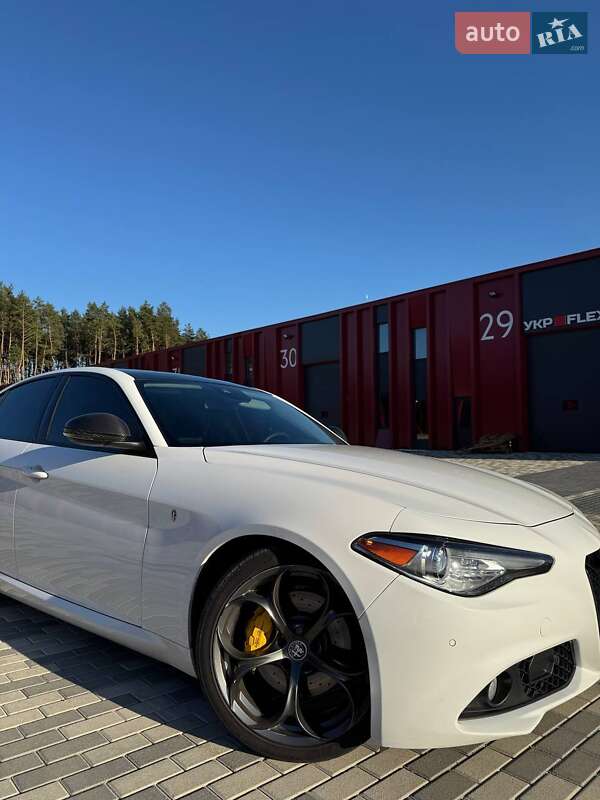 Седан Alfa Romeo Giulia 2017 в Львові фото 21 Седан Alfa Romeo Giulia 2017 в Львові