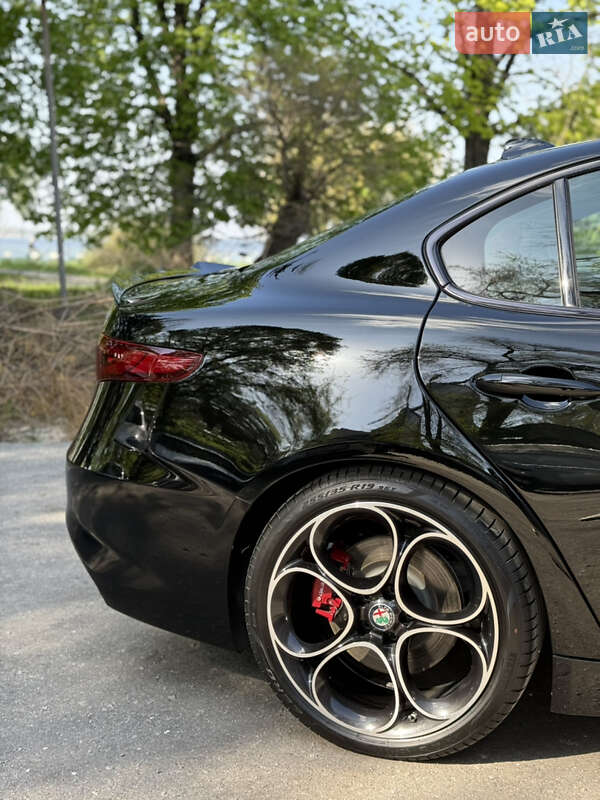 Седан Alfa Romeo Giulia 2018 в Запорожье
