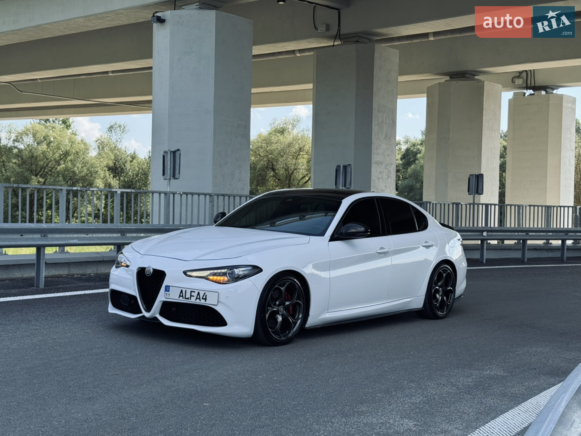 2019 Alfa Romeo Giulia - мініатюра 6