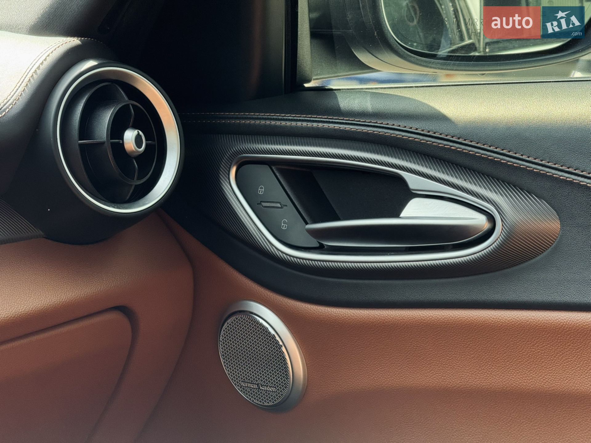 2019 Alfa Romeo Giulia - мініатюра 31