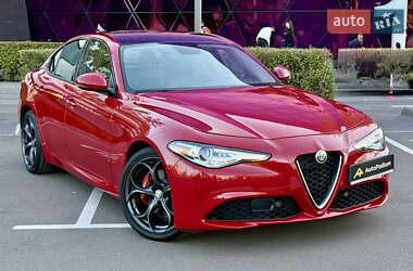 Седан Alfa Romeo Giulia 2019 в Києві