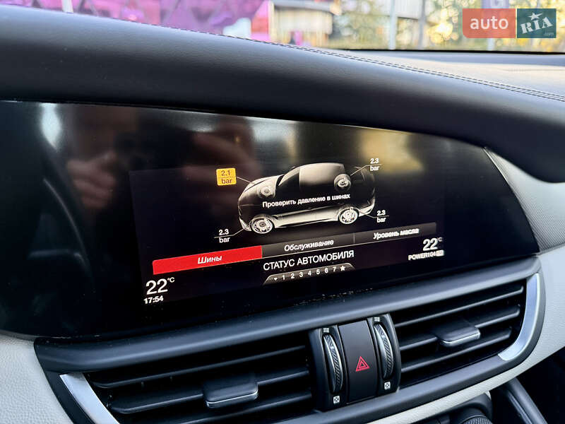 Седан Alfa Romeo Giulia 2019 в Киеве