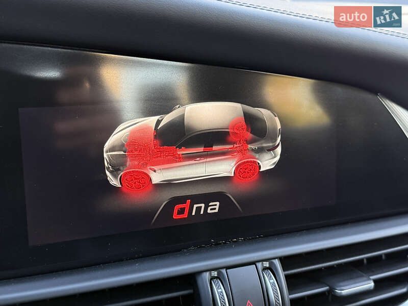 Седан Alfa Romeo Giulia 2019 в Киеве