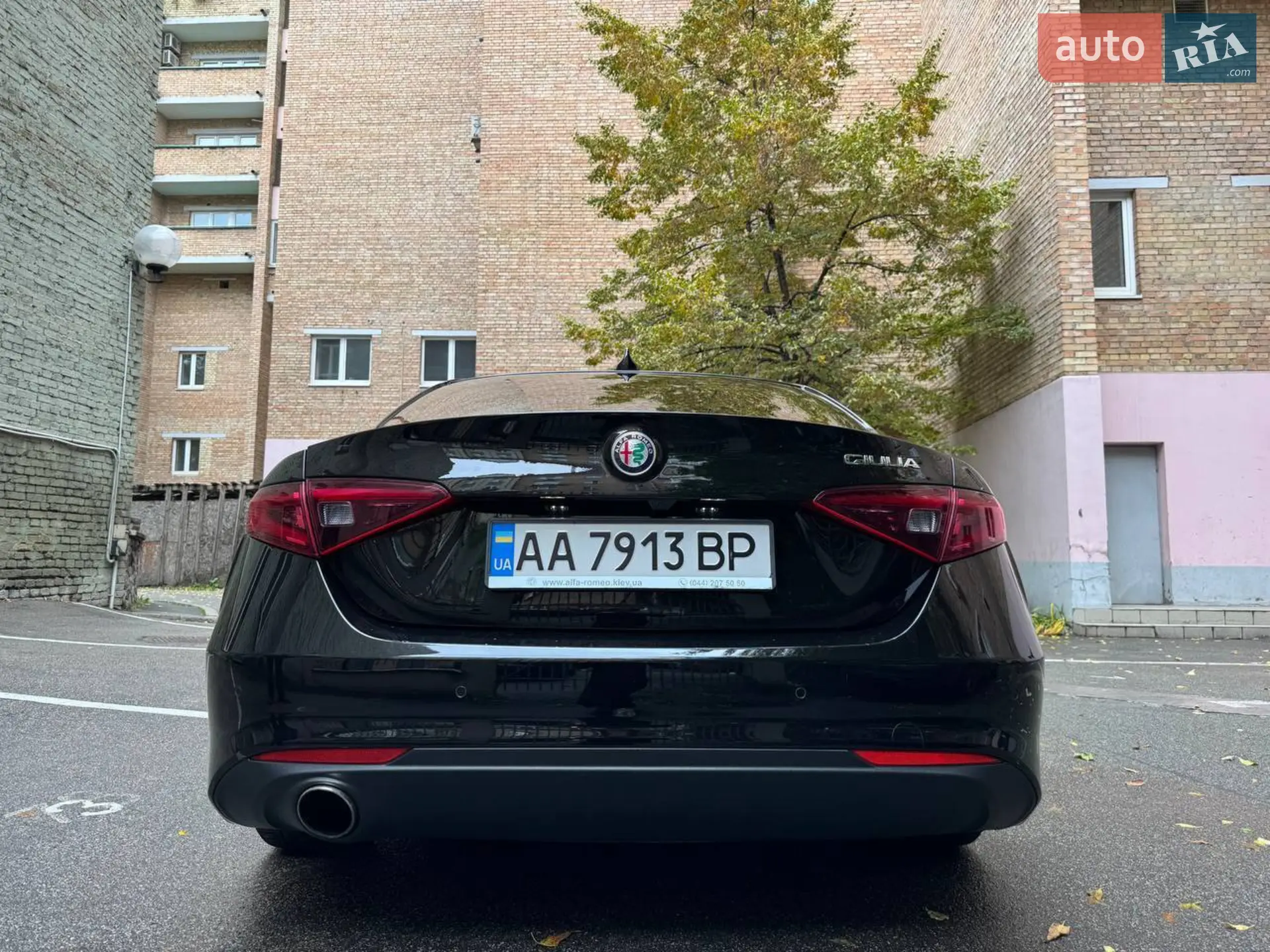 2016 Alfa Romeo Giulia - мініатюра 7