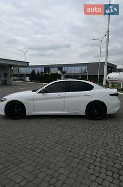 Седан Alfa Romeo Giulia 2020 в 