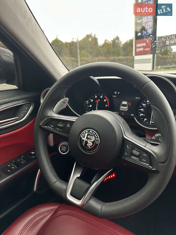 Седан Alfa Romeo Giulia 2020 в Львове