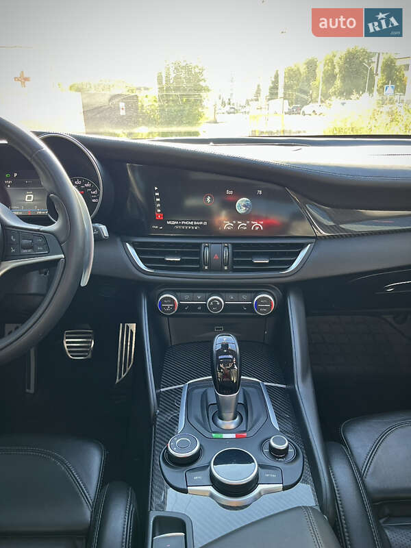Седан Alfa Romeo Giulia 2019 в Киеве