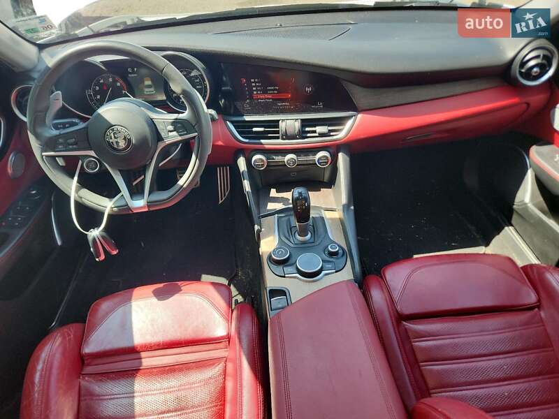 Седан Alfa Romeo Giulia 2017 в Вінниці фото 8 Седан Alfa Romeo Giulia 2017 в Вінниці