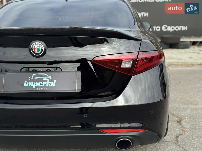 Седан Alfa Romeo Giulia 2017 в Харькове фото 8 Седан Alfa Romeo Giulia 2017 в Харькове