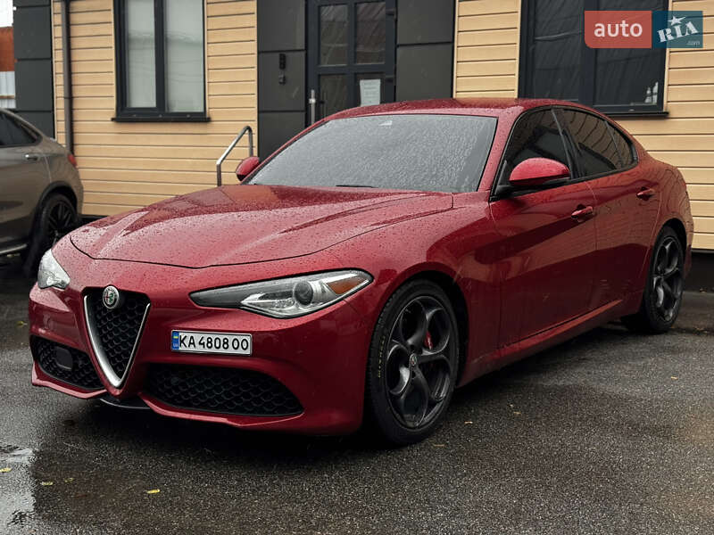 Седан Alfa Romeo Giulia 2016 в Киеве фото 6 Седан Alfa Romeo Giulia 2016 в Киеве