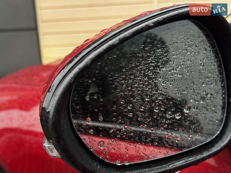 Седан Alfa Romeo Giulia 2016 в Киеве фото 31 Седан Alfa Romeo Giulia 2016 в Киеве