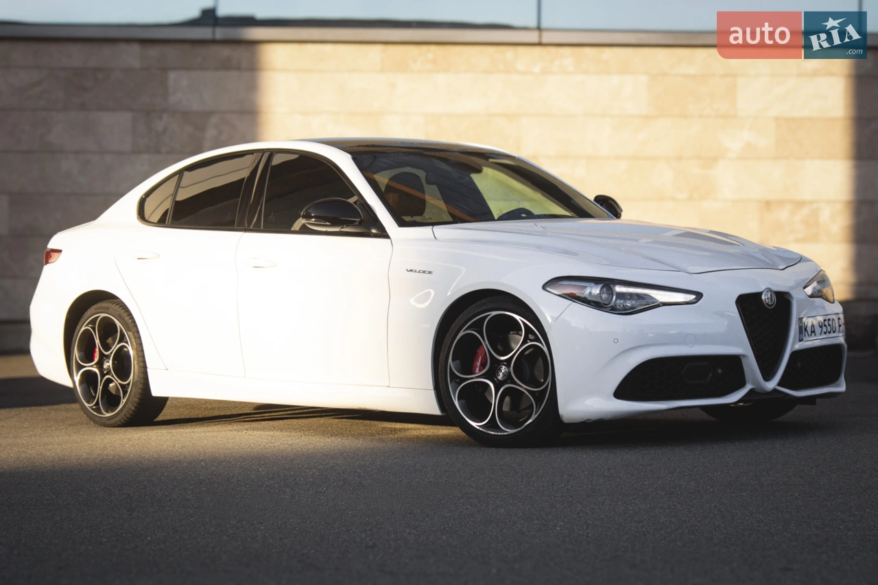 2022 Alfa Romeo Giulia - мініатюра 66
