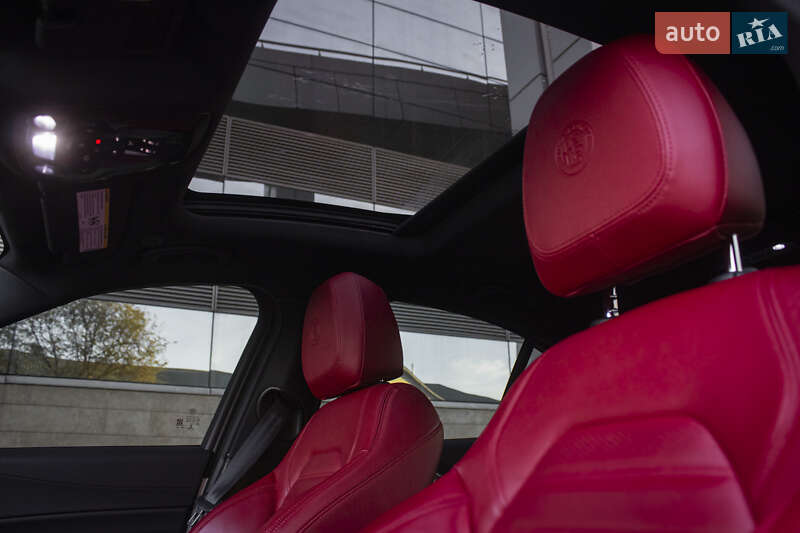 Седан Alfa Romeo Giulia 2022 в Киеве