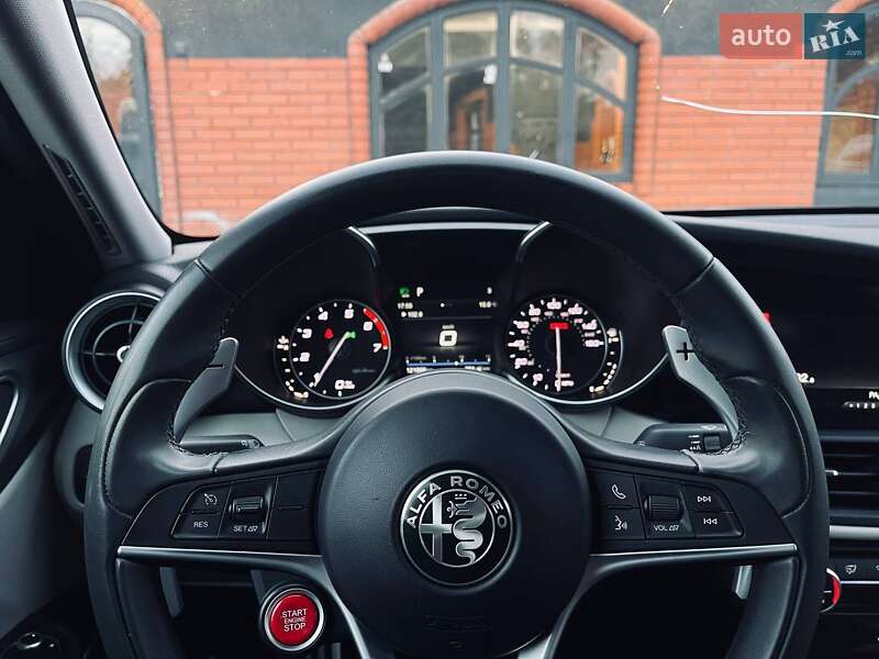 Седан Alfa Romeo Giulia 2017 в Николаеве