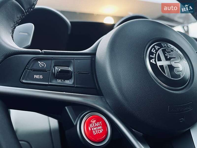 Седан Alfa Romeo Giulia 2017 в Николаеве