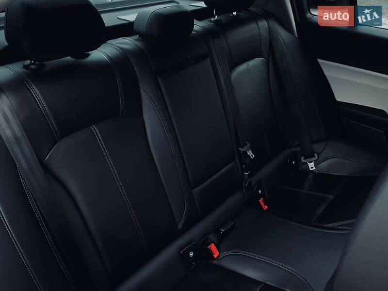 Седан Alfa Romeo Giulia 2017 в Николаеве