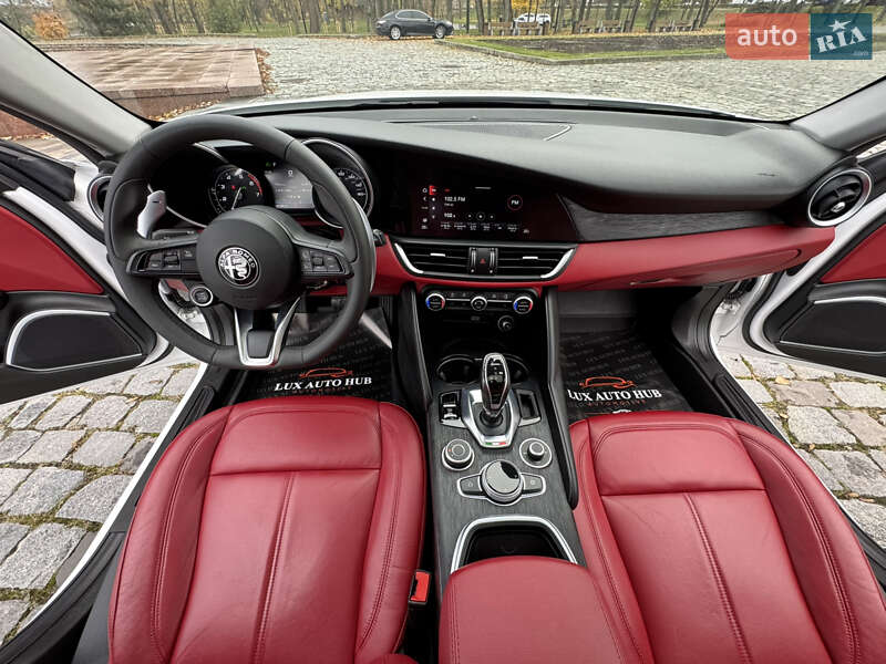 Седан Alfa Romeo Giulia 2020 в Києві