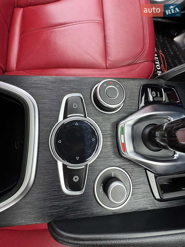 Седан Alfa Romeo Giulia 2020 в Києві