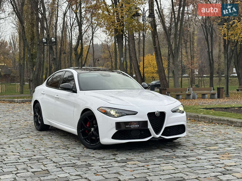 Седан Alfa Romeo Giulia 2020 в Києві