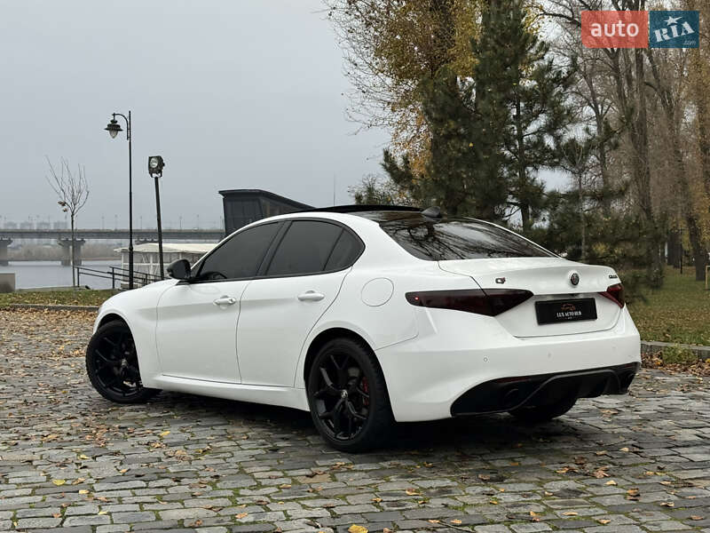 Седан Alfa Romeo Giulia 2020 в Києві