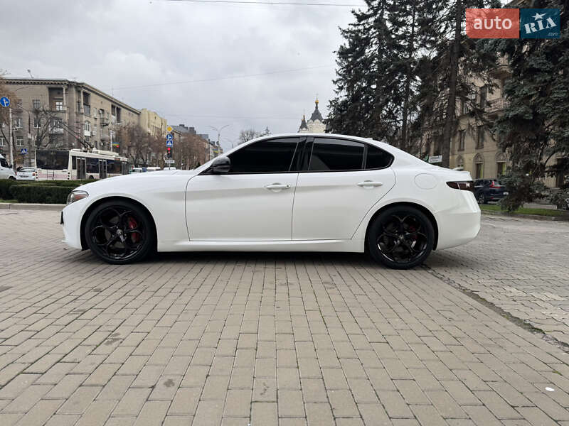Седан Alfa Romeo Giulia 2020 в Запорожье