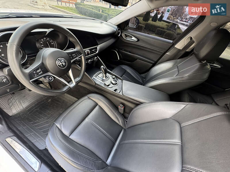 Седан Alfa Romeo Giulia 2020 в Запорожье
