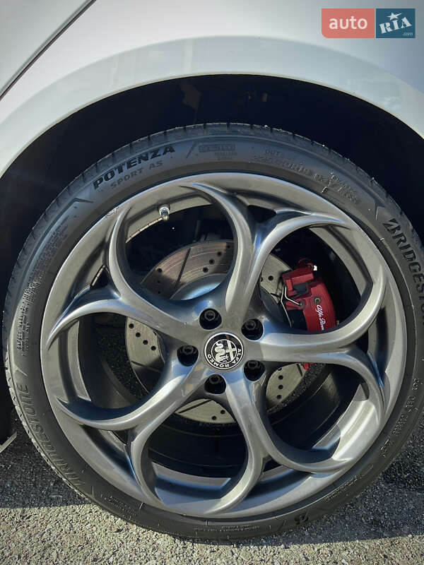 Седан Alfa Romeo Giulia 2019 в Києві