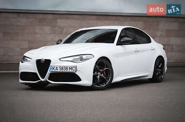 Седан Alfa Romeo Giulia 2019 в Києві