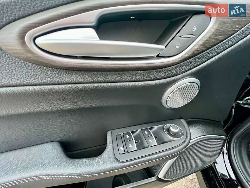 Седан Alfa Romeo Giulia 2018 в Киеве фото 19 Седан Alfa Romeo Giulia 2018 в Киеве