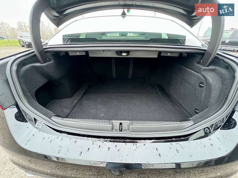 Седан Alfa Romeo Giulia 2018 в Киеве фото 27 Седан Alfa Romeo Giulia 2018 в Киеве