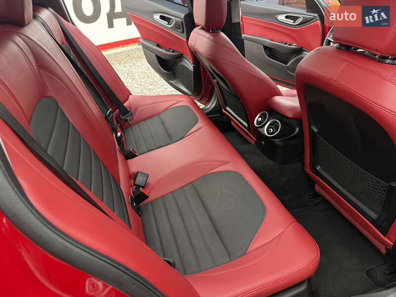 Седан Alfa Romeo Giulia 2017 в Переяславе фото 20 Седан Alfa Romeo Giulia 2017 в Переяславе